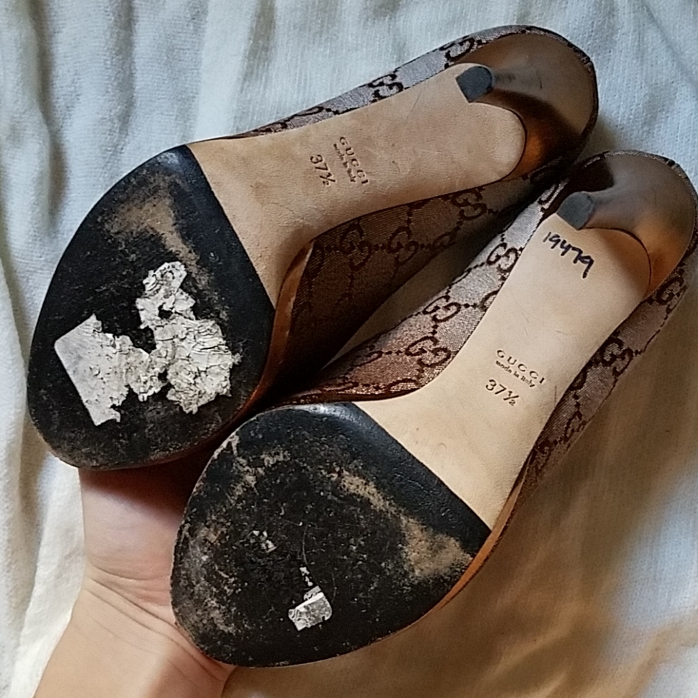 Shoes - Picture 3 of 4